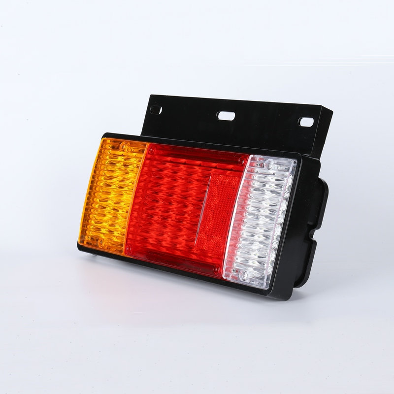 Fábrica electrónica del coche luz trasera 50 Bell LED luz trasera con reflector nueva venta caliente luz trasera de plástico