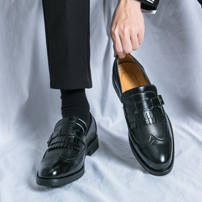 Zapatos de cuero de bordas grandes de hombre 38 - 48 yardas 2024 primavera y otoño nuevos vestidos de negocios zapatos de boda de novio