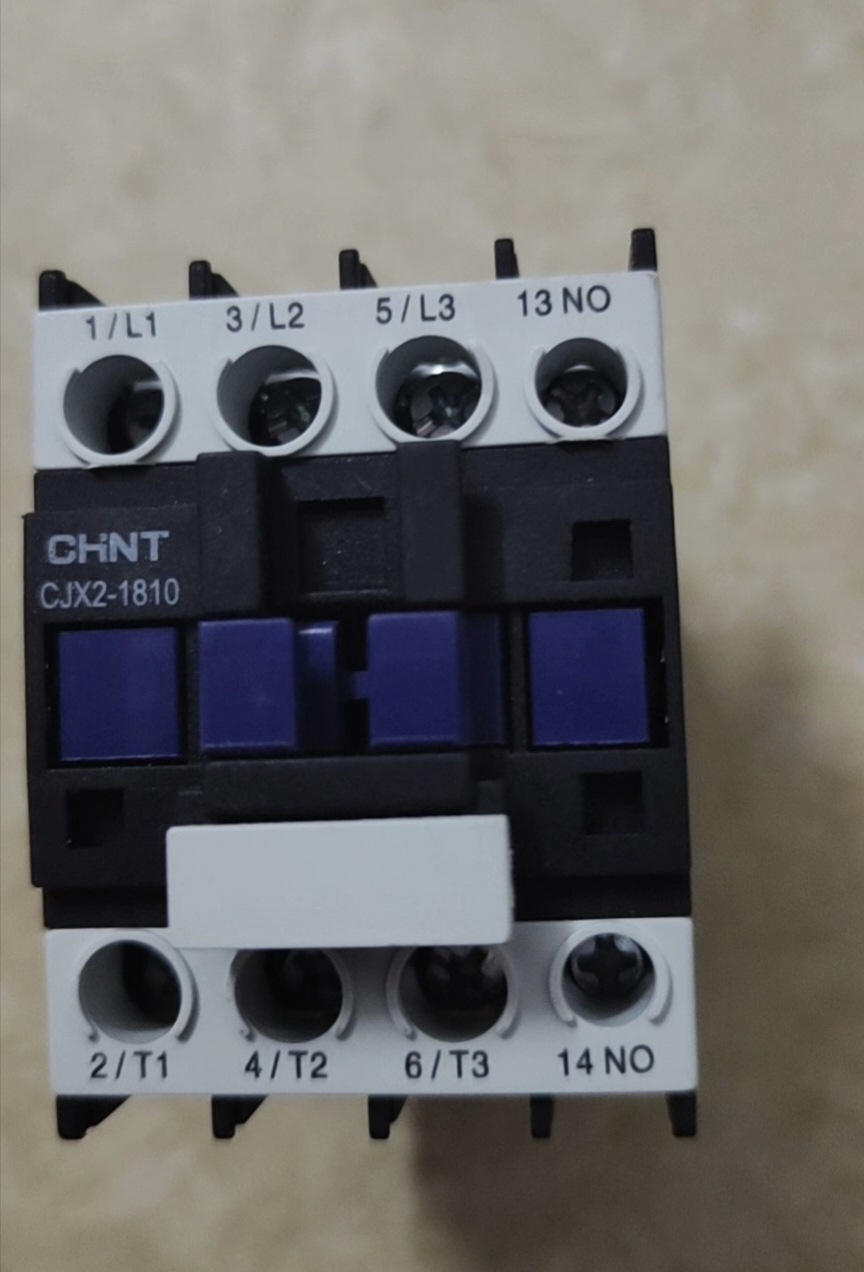 正泰交流接触器CJX2-8008 线圈电压AC220V 三常开一常闭