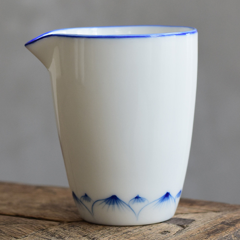 Pintado a mano justo taza de té dispensador de té hogar blanco porcelana cerámica uniforme taza de té japonés mar Kung Fu juego de té ceremonia del té Accesorios