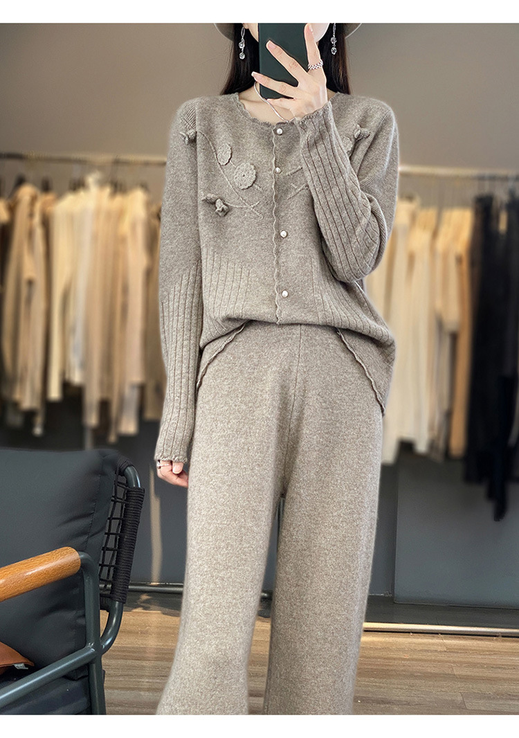 E6306 1780K ÁO SƠ MI NỮ QINTDNG ÁO LEN DÁNG ÔM BODY GỢI CẢM SEXY MÙA XUÂN THU ĐÔNG HỌA TIẾT HOA THỜI TRANG NỮ G05 SẢN PHẨM MỚI