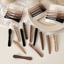 �̿�ɫ�o��������l�l�A�����Aǰ�~��߅�A�l��һ�֊A��Ů�^���