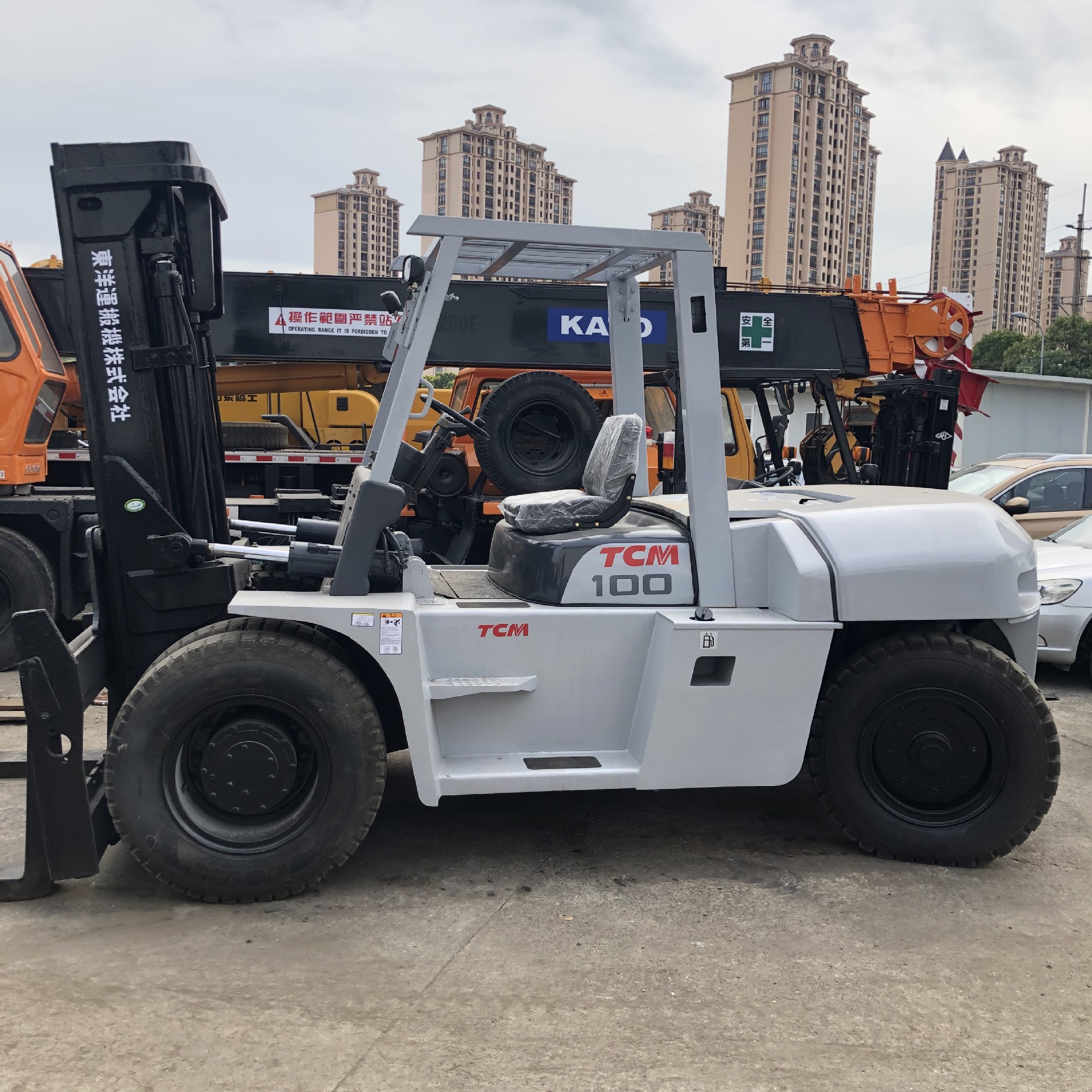 TCM10吨叉车 大型叉车 二手叉车柴油 日本原装10吨 内燃机FD100Z