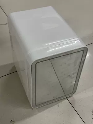Soyuducular — Use - white-with-makeup-mirror-national-standard-220v