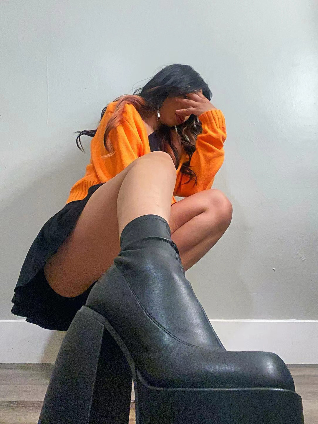 Scarpe col tacco grosso da donna, nuove scarpe rosse alla moda, con testa quadrata, in vernice, con tubo centrale, stivali elastici da donna di grandi dimensioni_voghion.com