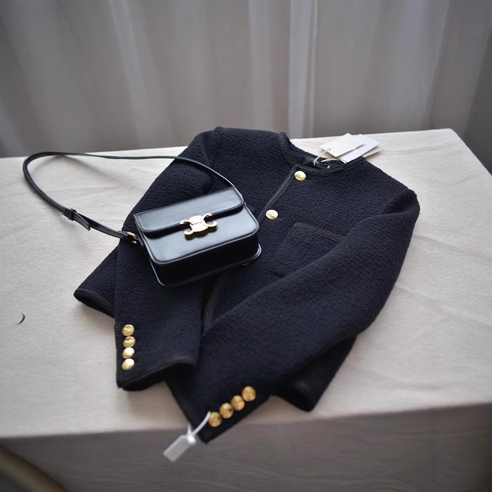 In-Stock Black Tweed Jacket for Women, 24 Autumn/Winter Collection, Black and Gold, Socialite Style, Petite Short Tweed Coat for Winter