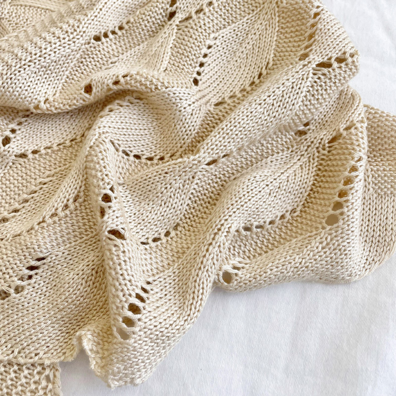 Mantón de punto desgaste exterior de las mujeres estilo de la alta sociedad primavera y verano soporte cervical tejido habitación con aire acondicionado patrón de onda bufanda de hombro collar falso