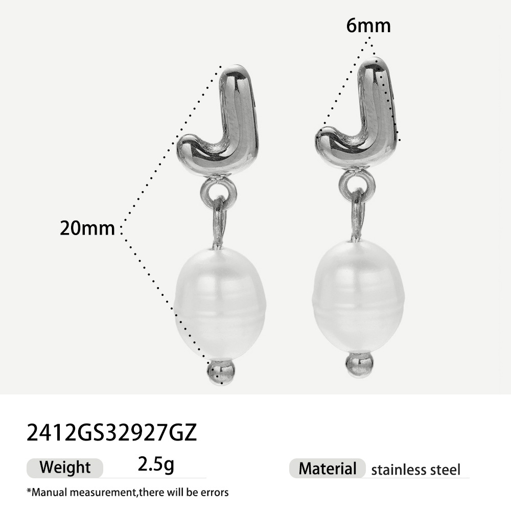 Alta europa y americana de acero inoxidable pendientes de perlas de alta calidad nicho simple joyería de acero de titanio letras pendientes de oro y plata mujeres
