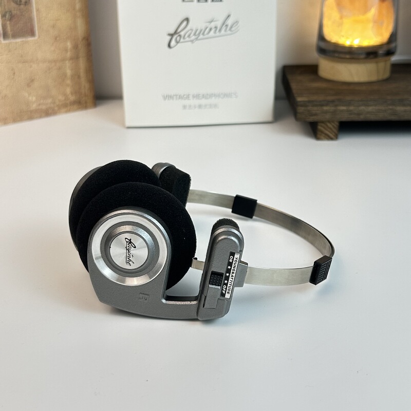 巴音箱h 1proのヘッドセット式のアメリカ式のレトロな無線のbluetoothのイヤホンのネットの赤いPlusの女子学生は写真を撮って折りたたみます。|undefined