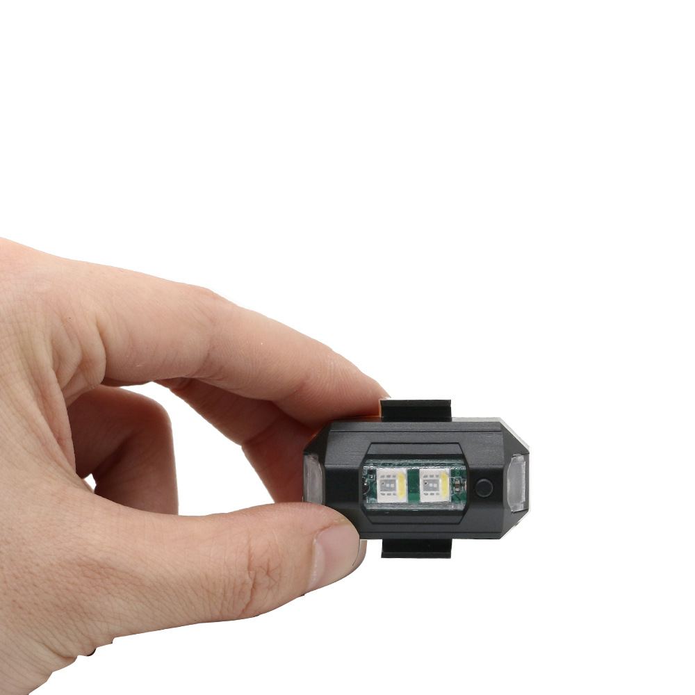 Luz de la motocicleta LED de carga luz de flash luz trasera de la motocicleta modificado avión luz de advertencia del coche eléctrico accesorios piloto