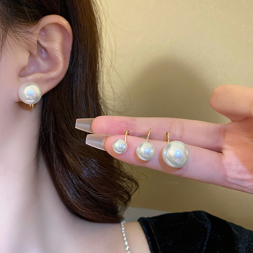 No piercing mosquito coil disc ear clip for girls French retro pearl high-end light luxury temperament ear bone clip simple earrings