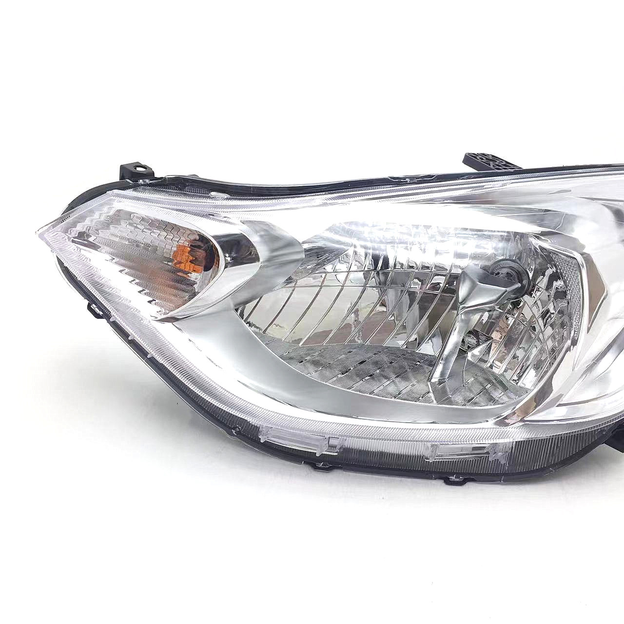 Aplicable a 15-16-17-18 Chevrolet Sail 3 Conjunto de faros Nuevo faro Sail 3