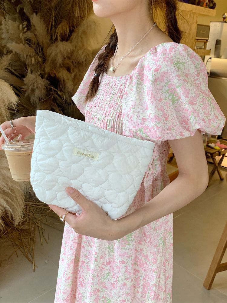 37291 ins japonés y coreano acolchado corazón embrague bolsa nueva bolsa de cosméticos de gran capacidad bolsa de almacenamiento de lápiz labial