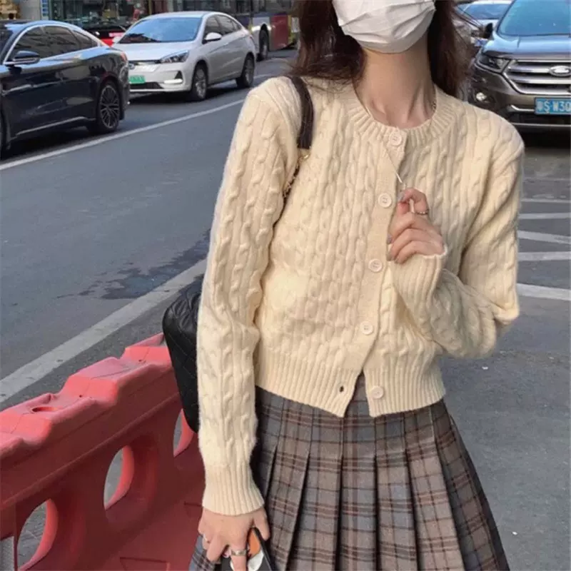毛衣外套女装2024秋装新款秋冬外搭开衫秋季高级感针织衫春秋上衣