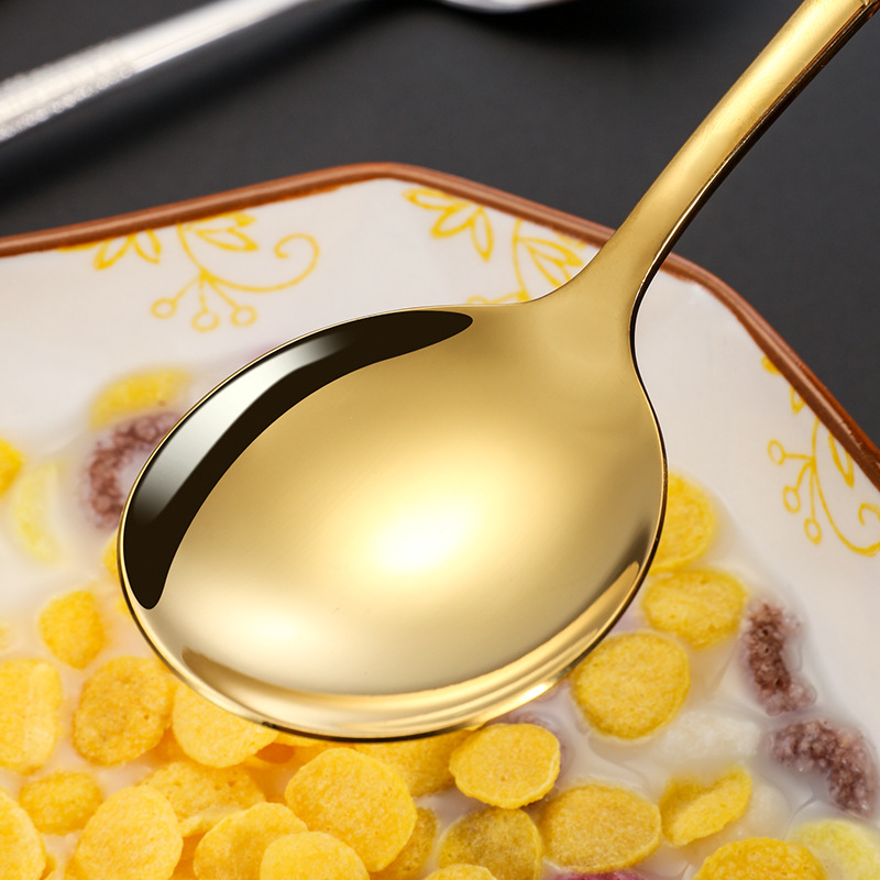 Red en línea 304 cucharas de acero inoxidable cucharas de martillo cucharas de estilo coreano cucharas de mango largo cucharas de tela dorada cucharas de cabeza redonda