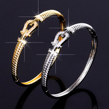 �p�ݸ߼������R������CŮ�r��С���OӋ���԰ٴ�׺��֭h���