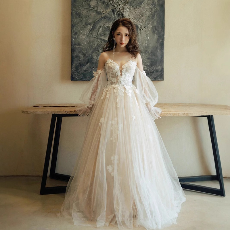 Cross-border supply foreign trade European and American ball performance outdoor lawn light wedding dress puff sleeve bridal party evening dress
