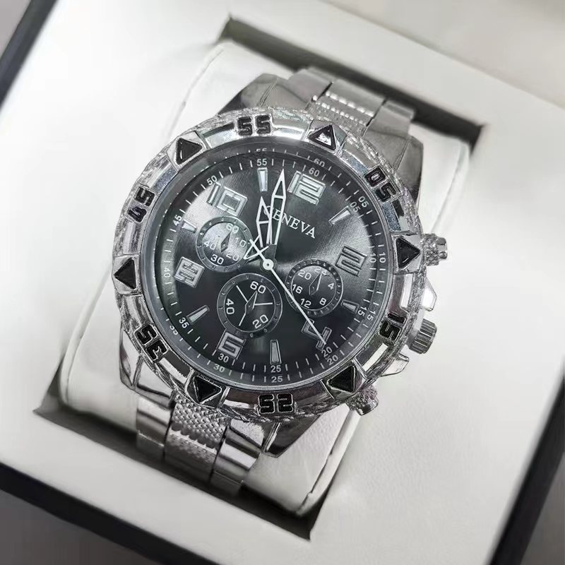 은색 껍질 검은색 표면