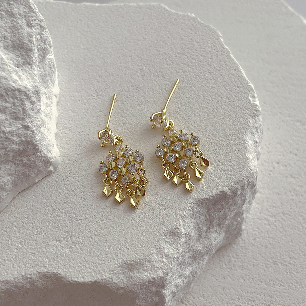 Fashion Tassel Copper Inlay Zircon Drop Earrings 1 Pair