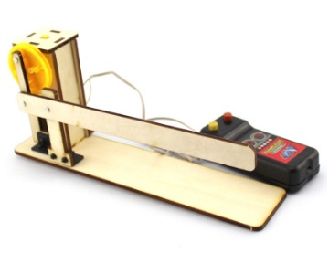 Puerta de madera controlada por cable No. 1