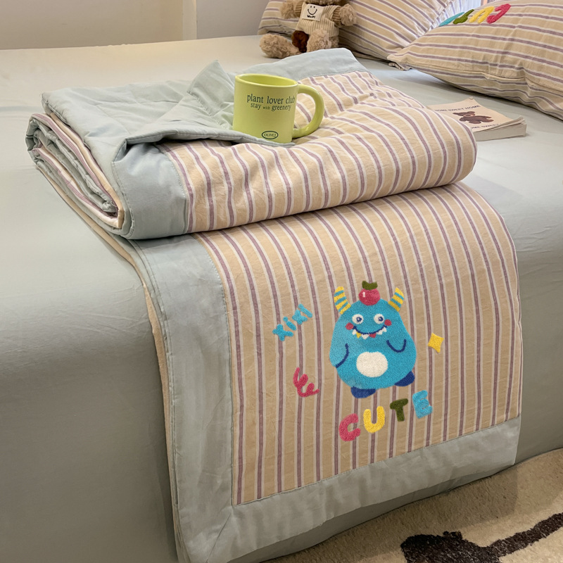 Edredón fresco de verano de algodón Edredón de aire acondicionado Dormitorio individual Edredón de verano Juego de cuatro piezas Edredón de verano lavable a máquina