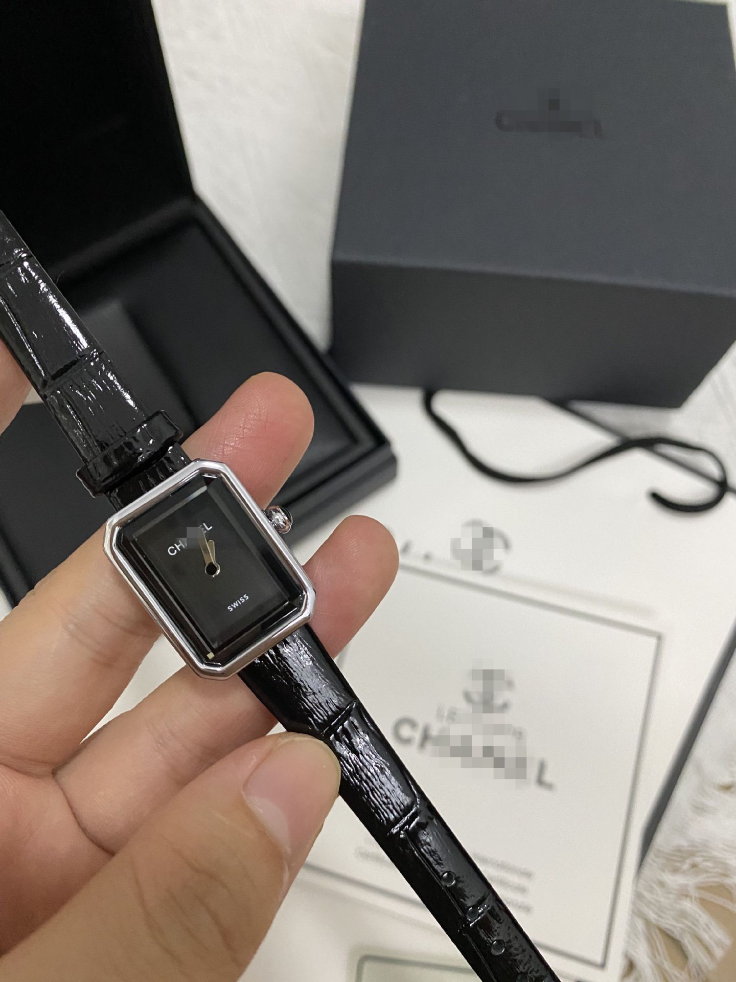 Black silver (cowhide)