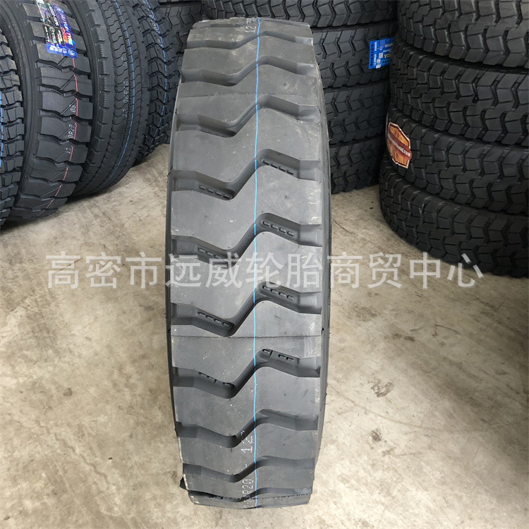 供应750R16矿山前四后八车轮胎7.50R16卡客车连体矿花