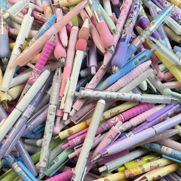 【先拍先装】大乱炖中性笔按动黑笔芯0.5st头速干刷题笔其他