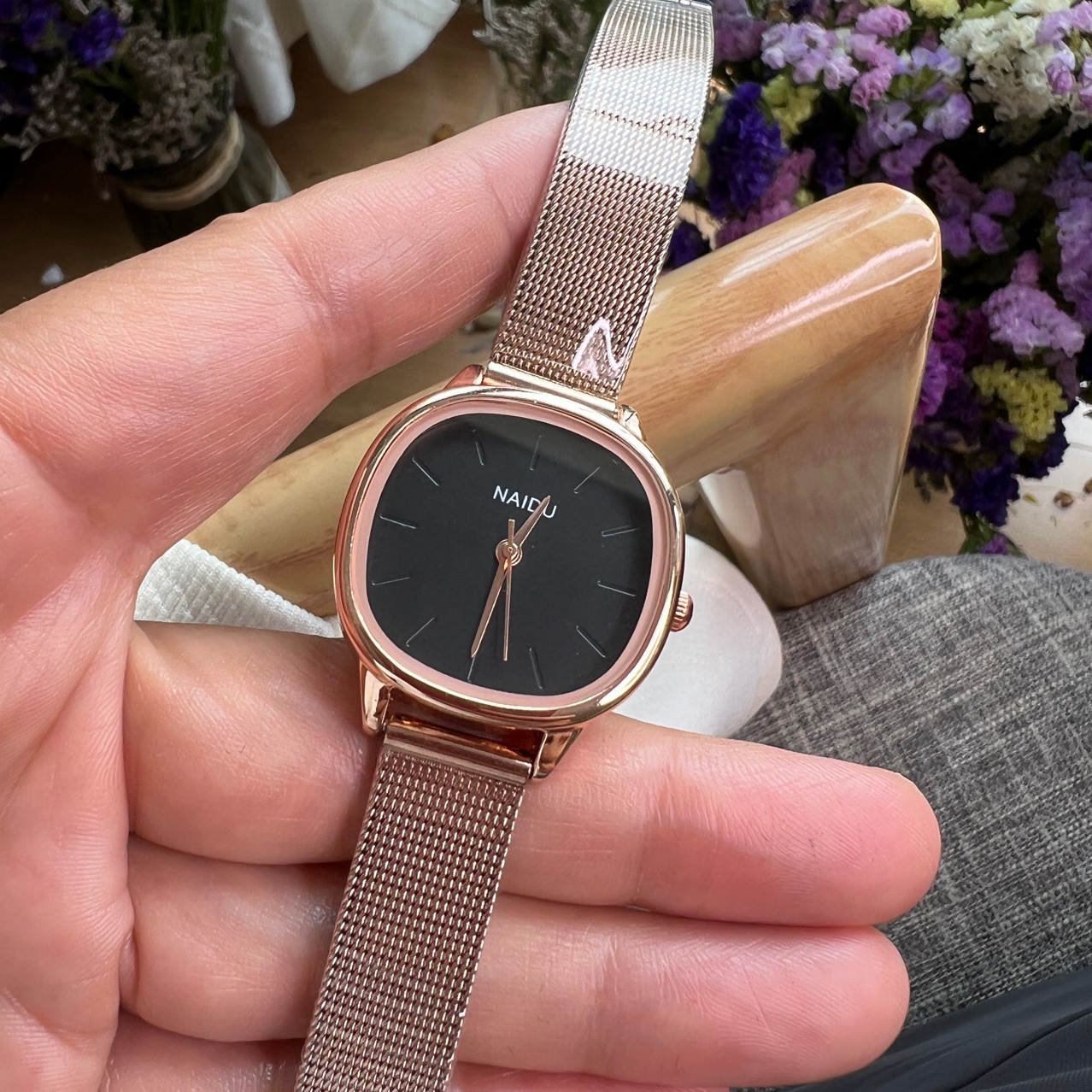 Imitation Leather Strap Material Watch Classification Pointer Display Type Casual Geometric Folding Buckle Quartz Women's Watches