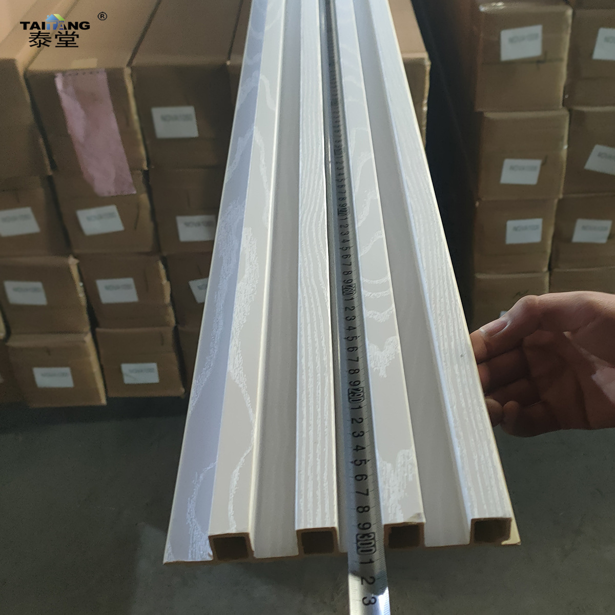 Venta directa de fábrica al aire libre de plástico de madera cerca rejilla PVC ignífugo impermeable tablero de pared rejilla de madera de plástico tablero de gran muralla