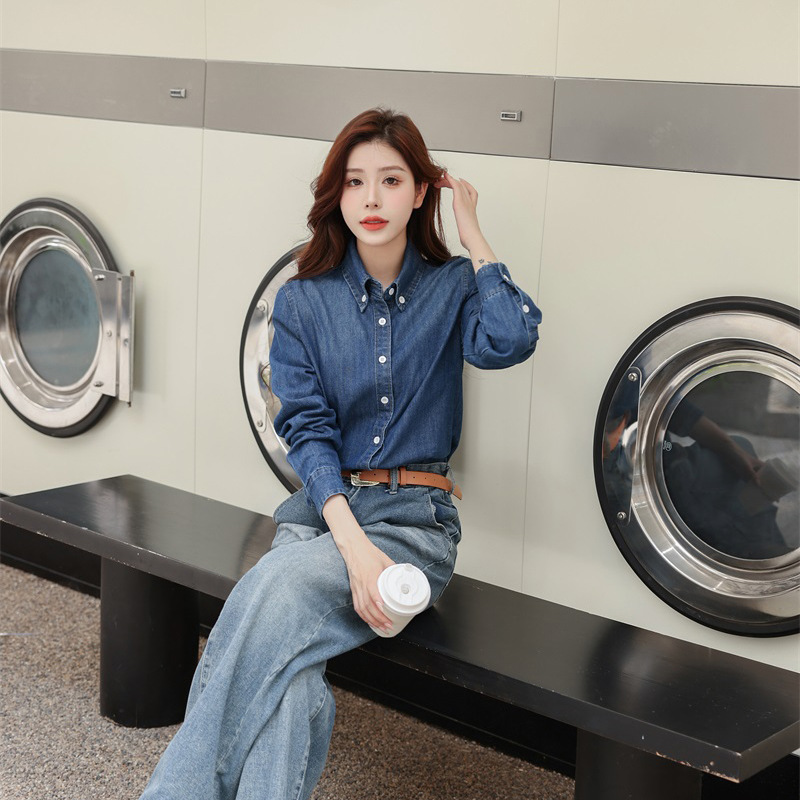빈티지 블루 데님 셔츠 여자의 가을 2024 새로운 캐주얼 통근 우아한 올 매치 탑