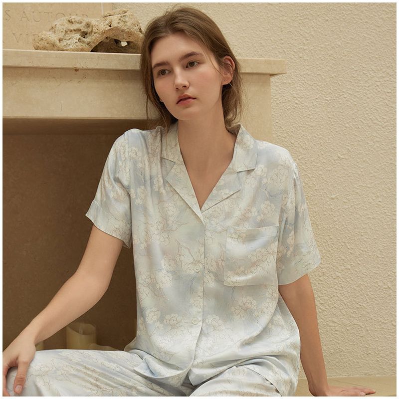 Summer New Product Rayon Satin Cardigan Style Home Wear Dreamy Blue Elegant Printed Short-Sleeved Suit Pajamas