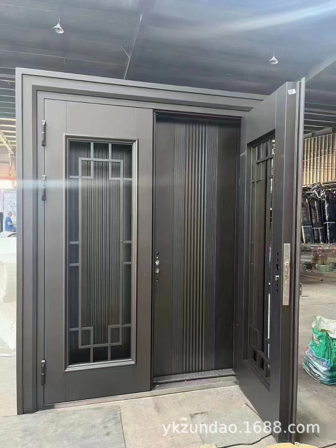 非标锌合金复合门