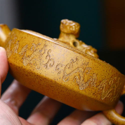 A piece of earthenware pot Yixing purple sand pot wholesale raw ore large mouth Crouching Tiger Hidden Dragon tea set Jade Rabbit pure handmade teapot