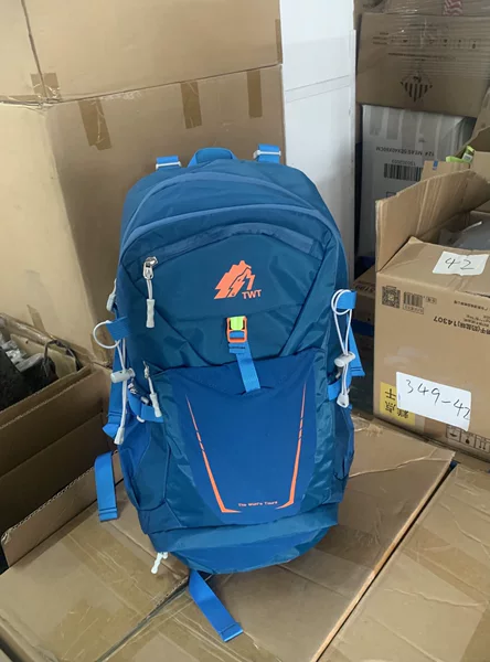 Export-quality outdoor professional hiking and mountaineering backpack for men and women, lightweight travel backpack for camping and traveling
