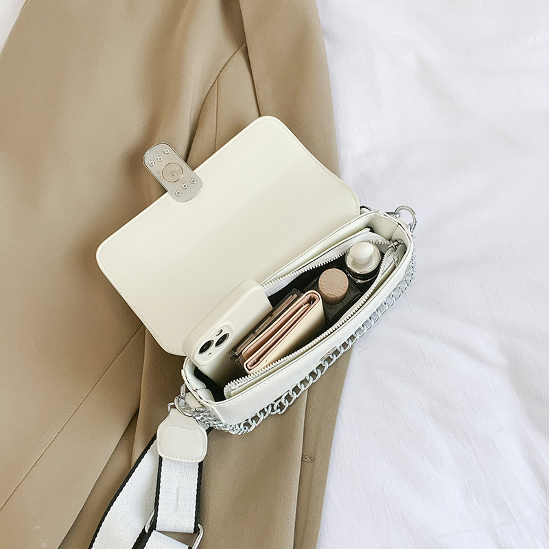 Bolso de hombro transfronterizo, cadena de tendencia de moda femenina, bolso cuadrado pequeño debajo de la axila, bolso de mensajero de cuero suave de textura occidental de todo fósforo casual