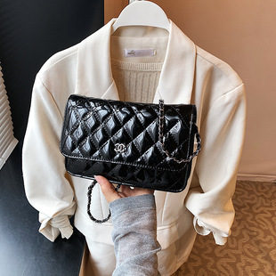��Ƥ����С����С���L���Ů��2025���¿�朗lб��μ������BAGS