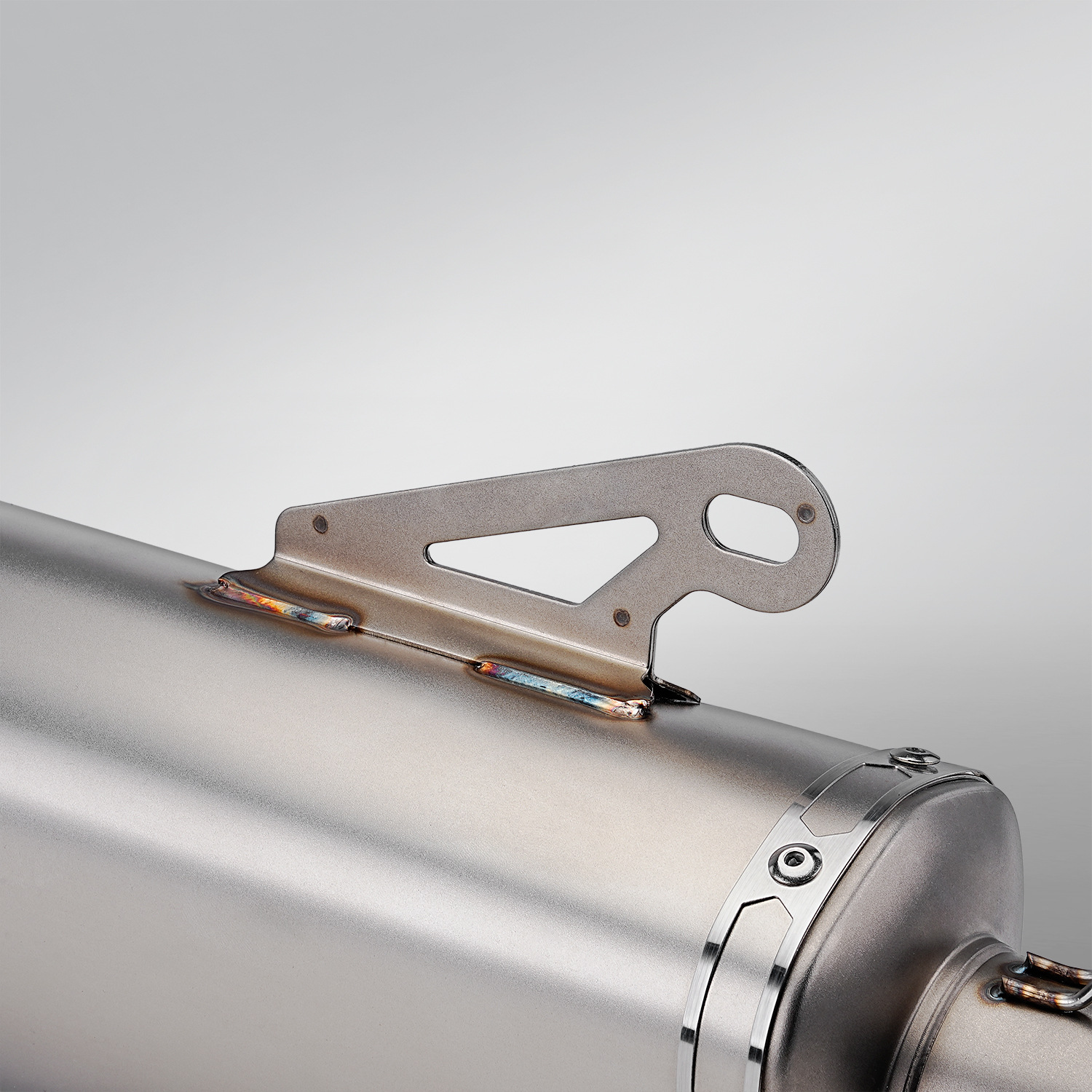 Universal Motorcycle Modified Exhaust Pipe, Oblique Triangle Stainless Steel, Suitable for Z400 R3 Mt07 Z900 Sai 600