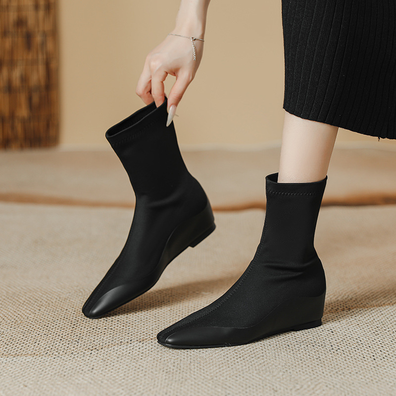 New 2026 Style Height-Increasing Sock Boots, High-Elastic Slim Boots, Flat-Soled Bare-Feel Stretch Boots, Korean Fashion Versatile Short Boots