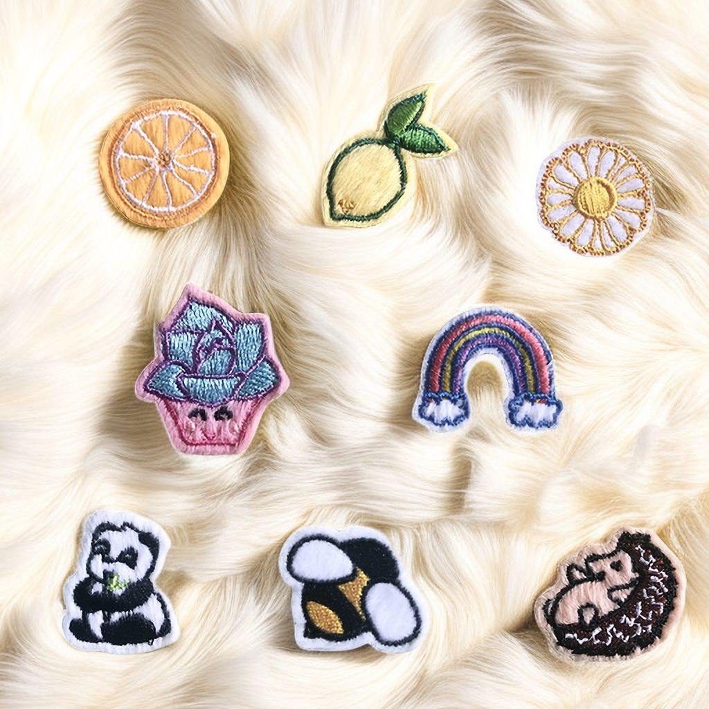 电脑绣花卡通布贴毛绒动物熊猫自粘刺绣贴服装辅料手工徽章补丁贴