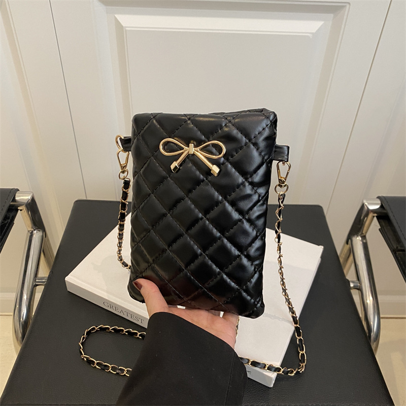 Autumn Popular Bow Small Square Bag Women's 2025 New Fashion Trend Crossbody Bag Niche Sweet Shoulder Bag