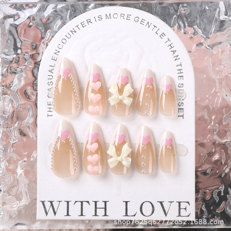 24 Pieces of Hot-Selling Cute and Sweet Heart-Shaped Bow Nail Art, High Aesthetic Value, Brightening, Removable Wearable Nail Polish Finished Product Patches