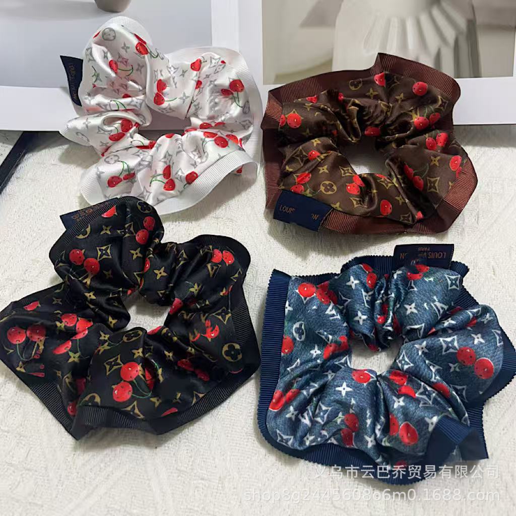 Classic Cherry-Patterned Sweet Hair Tie, Fresh and Fashionable, Versatile High-Elastic Scrunchie Hair Accessory