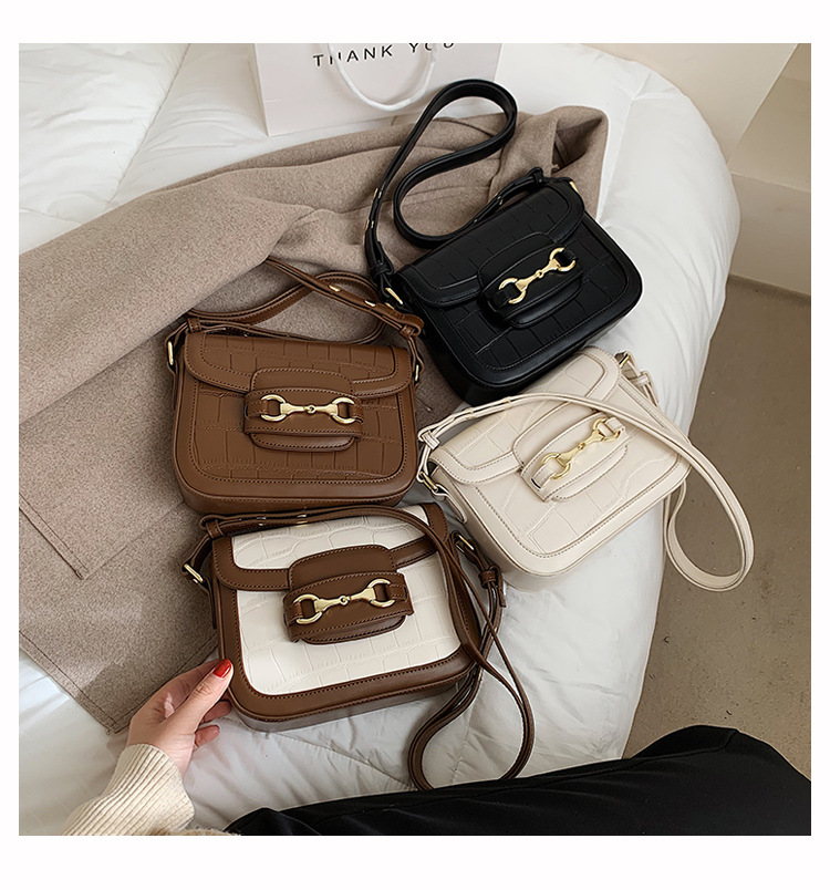 Women 2023 autumn and winter new fashion texture shoulder small square bag foreign style stone crossbody bag_voghion.com