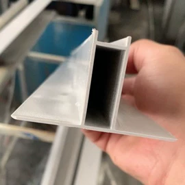 塑料建材;塑料包装材料;护角