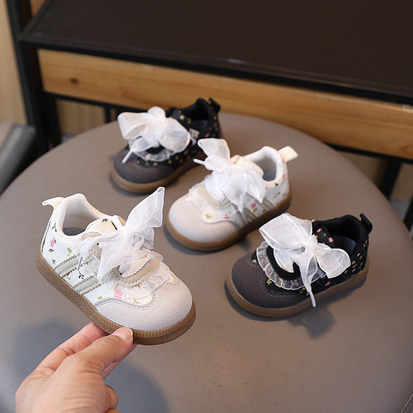 Demi-season children's non-slip white sneakers for early age