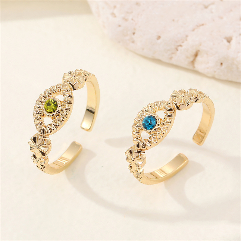 European Retro Simple Full Diamond Hollow Eye Ring Open Ring Female display picture 1