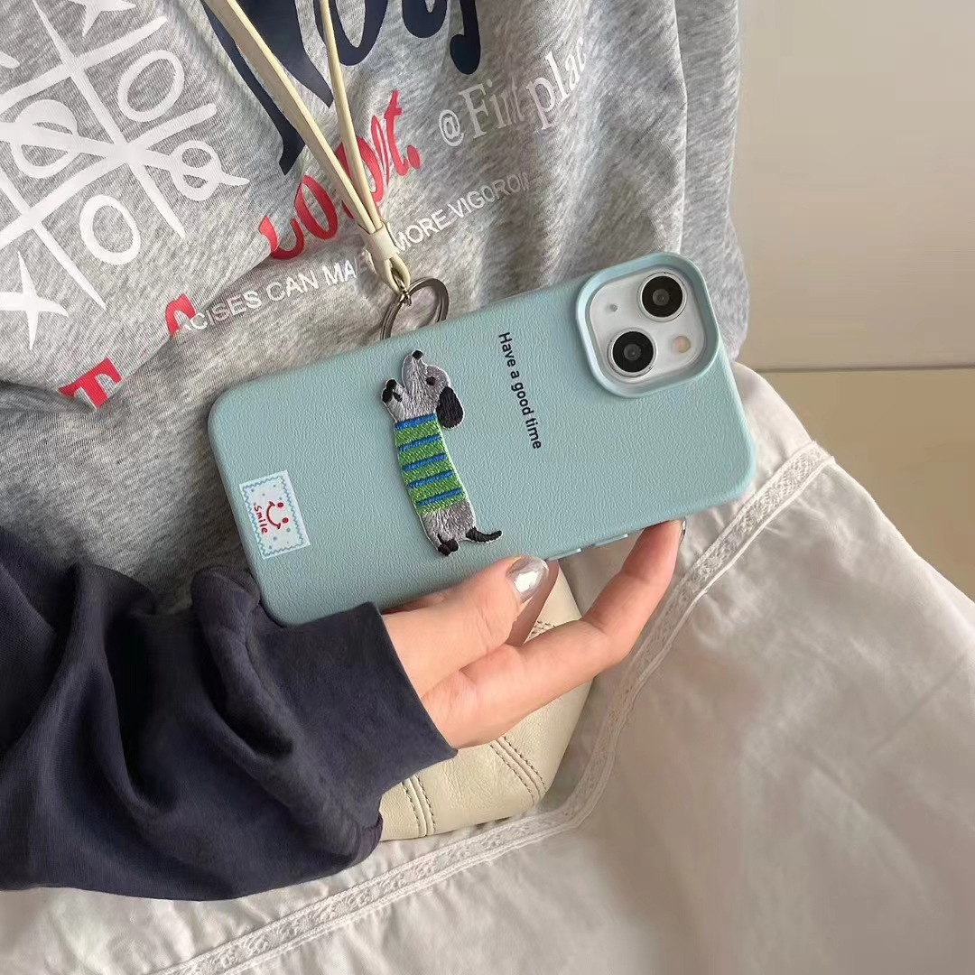 Perro salchicha bordado con patrón de cuero de nicho para iPhone15 funda para teléfono móvil 16ProMax Apple 14/13 pareja