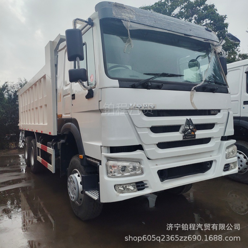 SINOTRUK dump truck cross-border export HOWO dump truck HOWO 6×4 self-unloading tractor truck