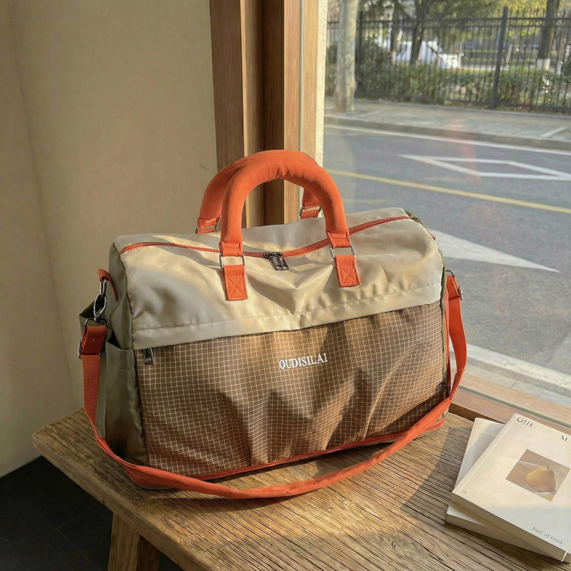 Large-Capacity Expandable Wet and Dry Separation Swimming and Fitness Bag, Outdoor Sports and Leisure Travel Bag with Independent Shoe Compartment